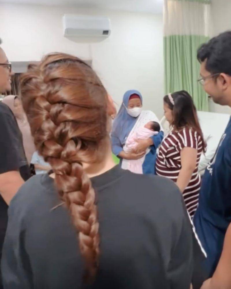 Instagram.com/ayutingting92